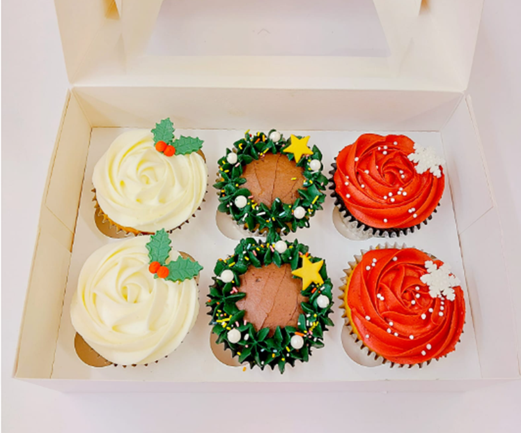 Traditional Christmas Cupcakes (Collection only)