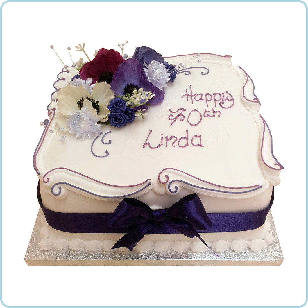 Fancy piping with silk flowers (quick cakes)